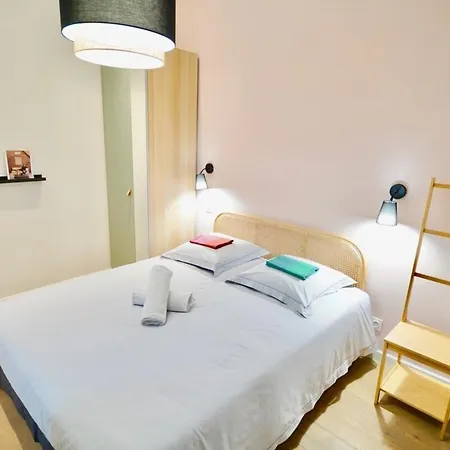 Le Chana - Unique For 3 Guests - Terrace - St Paul Lyon