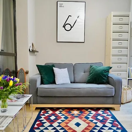 Apartment Le Chana - Unique For 3 Guests - Terrace - St Paul *