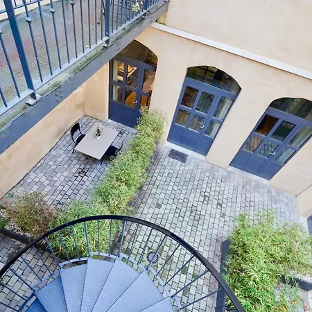 Le Chana - Unique For 3 Guests - Terrace - St Paul Lyon