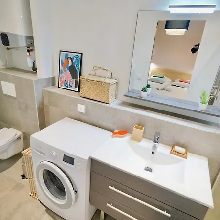Le Chana - Unique For 3 Guests - Terrace - St Paul Apartment *