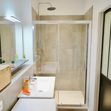 With Terrace - St Paul